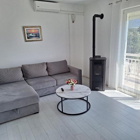 Apartment Tre Strade Baška Voda Exteriér fotografie